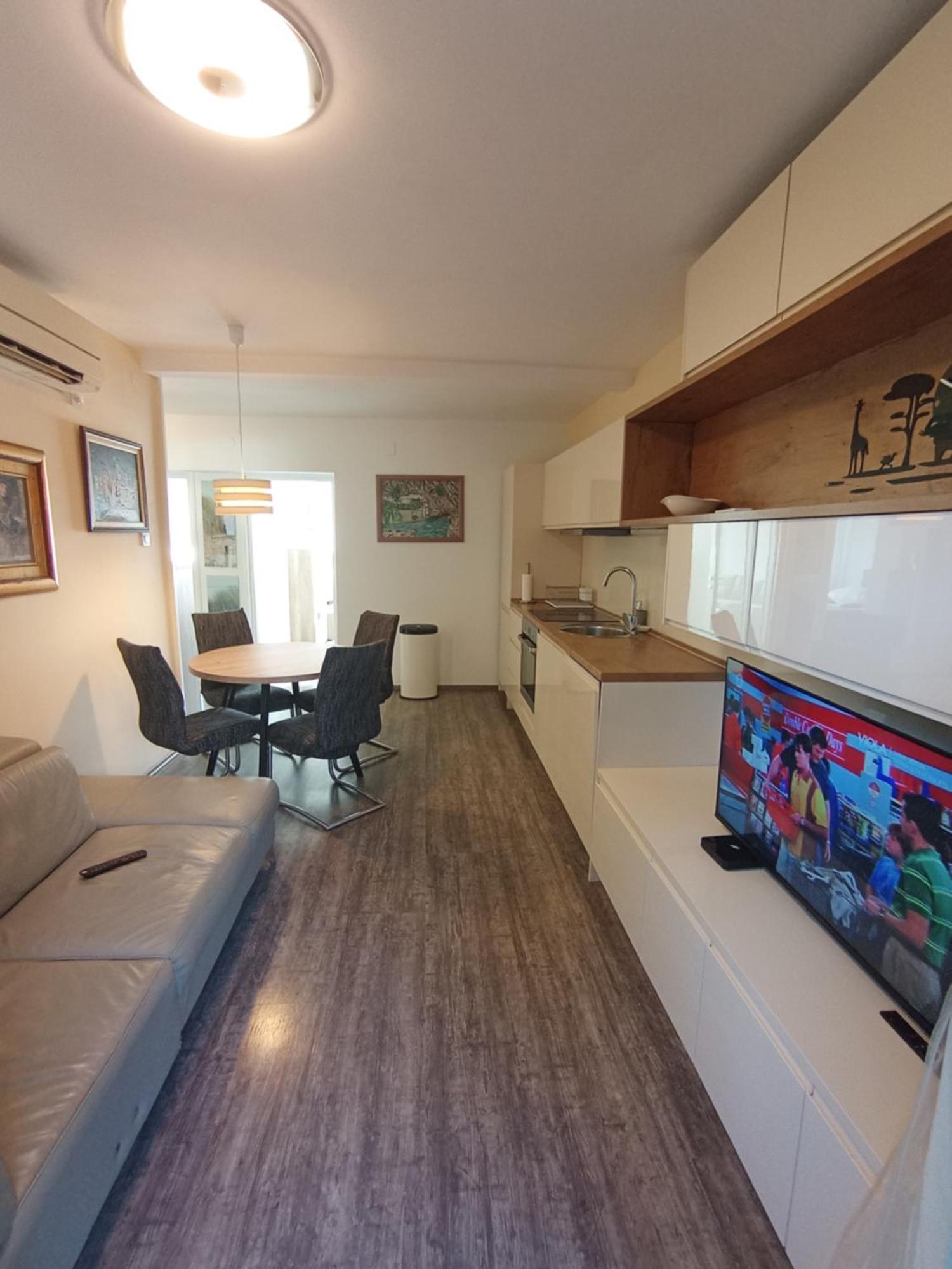 Marino - Sweet Comfort Apartment In City Center Spalato Esterno foto